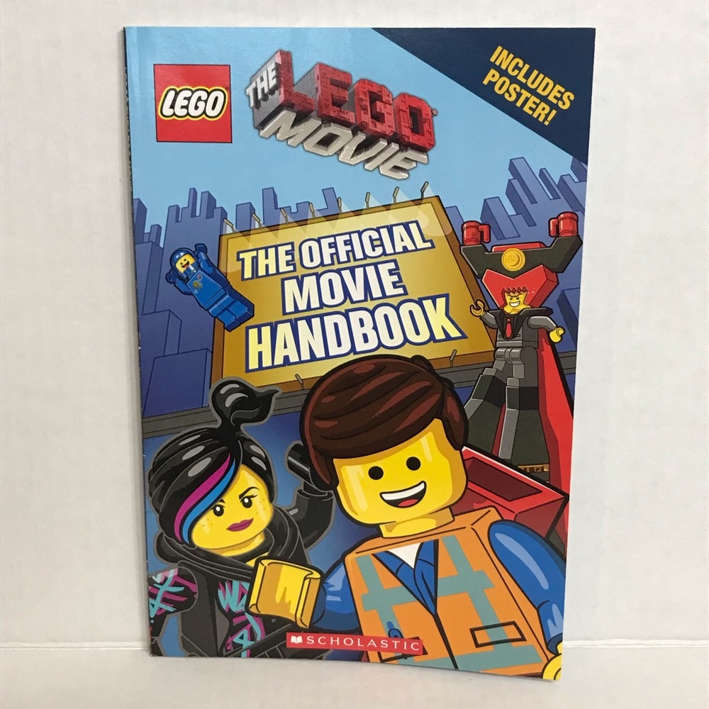 ♦️$3♦️ The Official Movie Handbook - The Lego Movie - poster included